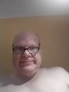 [27 Jan 01:00] Public Show – video modela na kameri jk6t