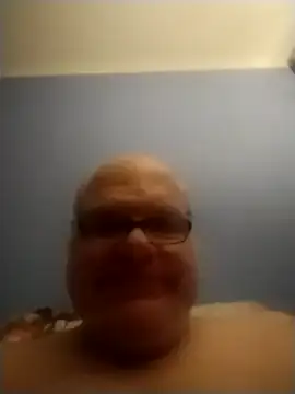 [31 Jan 01:41] Public Show – video modela na kameri jk6t