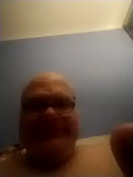 [31 Jan 01:44] Public Show – video modela na kameri jk6t