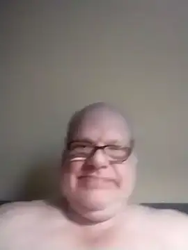 [1 Feb 15:09] Public Show – video modela na kameri jk6t