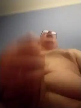 [7 Feb 04:12] Public Show – video modela na kameri jk6t