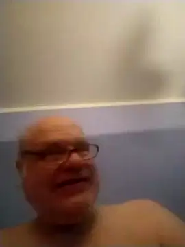 [8 Feb 01:47] Public Show — filmik jk6t, modela(-lki) na kamerkach