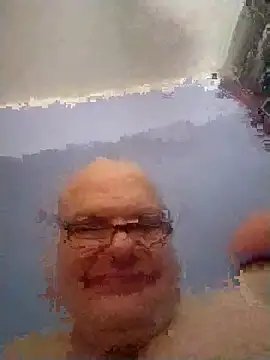 [8 Feb 01:51] Public Show – video modela na kameri jk6t