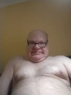 [10 Feb 18:26] Public Show – video modela na kameri jk6t