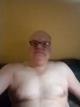 [10 Feb 19:02] Public Show – video modela na kameri jk6t