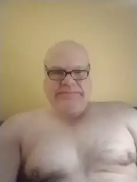 [16 Feb 17:58] Public Show – video modela na kameri jk6t