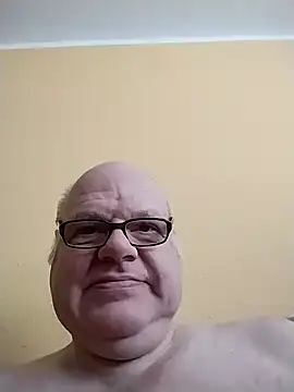 [19 Feb 13:22] Private Show – video modela na kameri jk6t