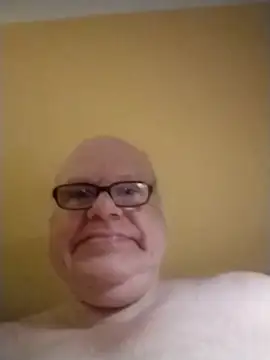 [19 Feb 21:08] Public Show – video modela na kameri jk6t