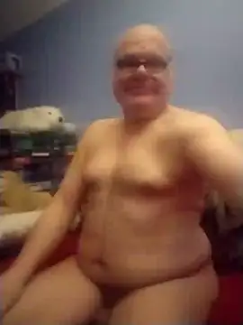 [20 Feb 23:56] Public Show – video modela na kameri jk6t