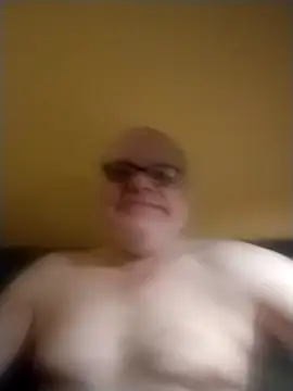 [23 Feb 22:45] Public Show – video modela na kameri jk6t