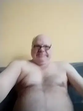 [25 Feb 09:21] Public Show – video od webkamerové modelky jk6t