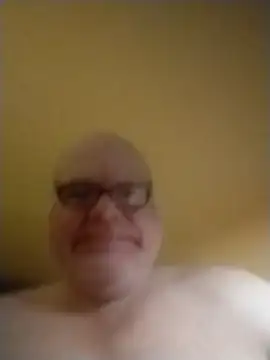 [26 Feb 06:29] Public Show – video modela na kameri jk6t