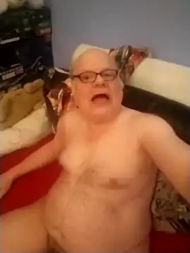 [21 Mar 03:09] Public Show – video modela na kameri jk6t