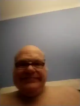 [22 Mar 02:06] Public Show – video modela na kameri jk6t