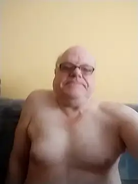 [10 Apr 13:04] Public Show – video od webkamerové modelky jk6t