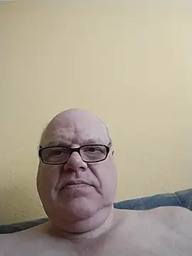 [22 Apr 12:27] Public Show - video by jk6t cam model