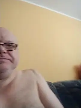 [28 Apr 13:34] Public Show - video by jk6t cam model