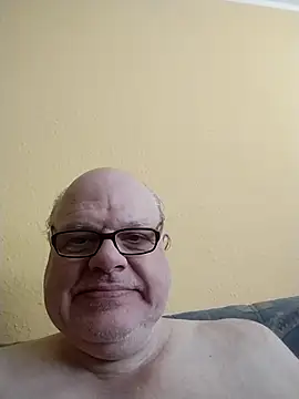 [4 May 12:36] Public Show - Video von jk6t Cam-Model
