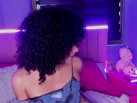 My butt will be only yours - vidéo du modèle de showcams CintiaWalker