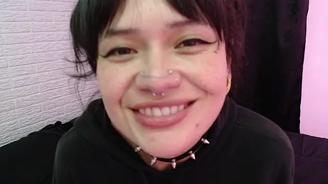 Pink pussy fucked sweetly until you get all her cream - video by rousstattoo cam model