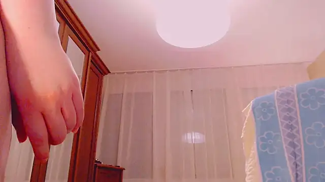 pussy fuck - video di Huge_BoobsXXX modella di cam