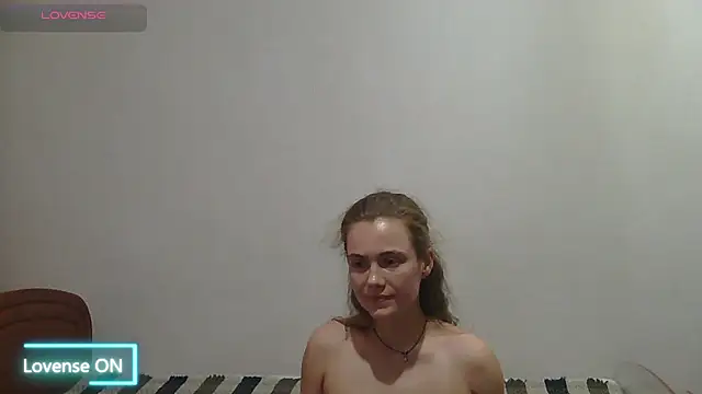 16 - video by CurlyNed cam model