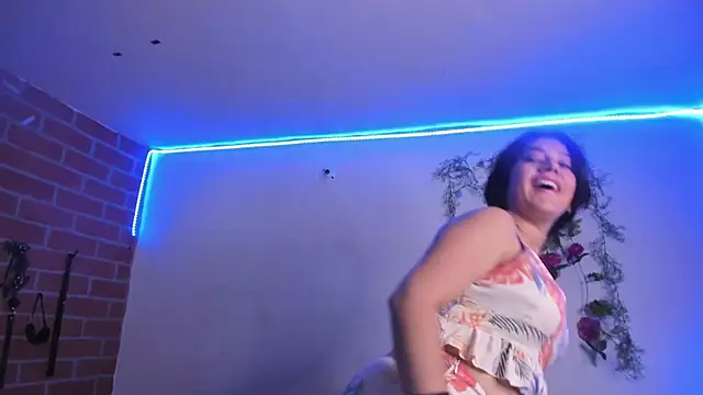 deep Throat 😋🥵 - video by Laura_hellss cam model