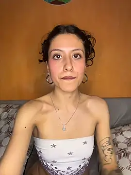 Lick and sick my feet’s 😋🥰 - video by indira_k cam model