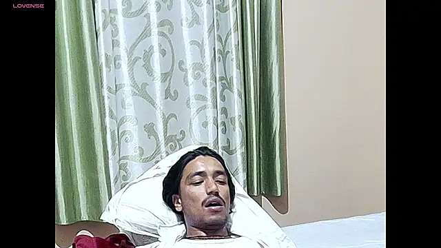 [19 Oct 01:26] Public Show - video di Gre3k_god modella di cam