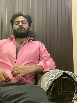 Hard and long cumshow - Video von indihotguy Cam-Model