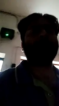 Dick play with loud moans abusing - vidéo du modèle de showcams indihotguy