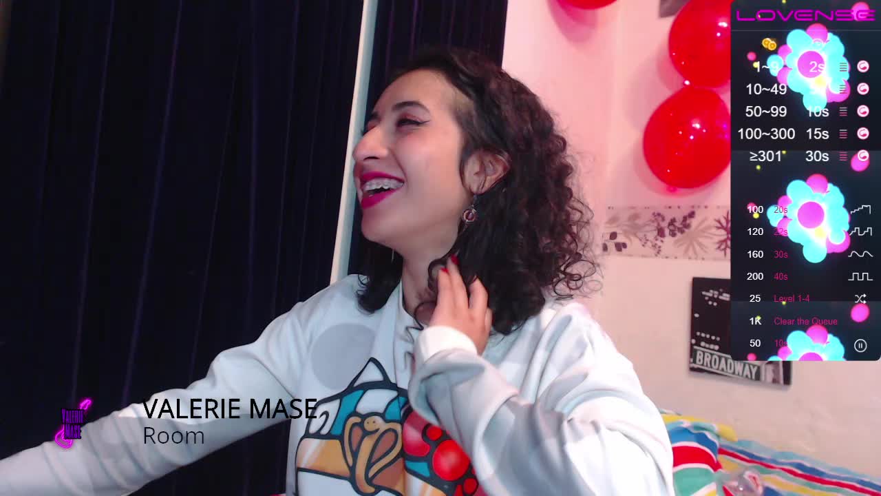 fuck my   big  dildo  pussy mmm  moan   maan - vídeo de valerie_mase modelo de câmara