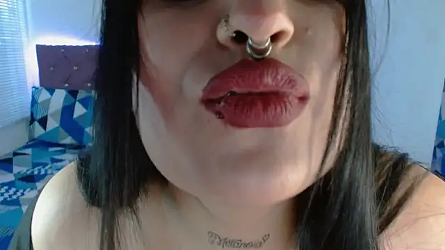 deepthoat - video by brittanysexhot cam model
