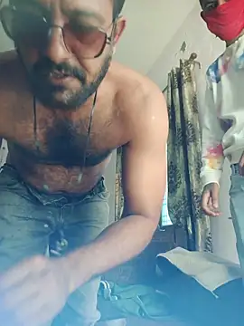 Couple nude show