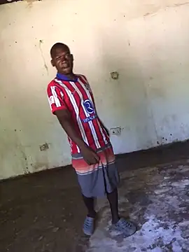 [11 May 12:50] Private Show - vidéo du modèle de showcams Kaizer1