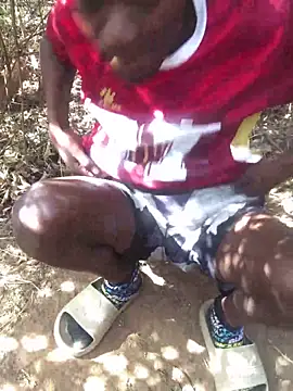 [12 Jul 13:37] Private Show - vidéo du modèle de showcams Kaizer1