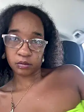 [22 Jul 14:06] Public Show - video by DominaLunaLusty cam model