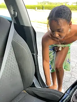 [24 Jul 08:40] Public Show - video by DominaLunaLusty cam model