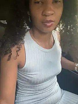 [29 Jul 13:29] Public Show - video by DominaLunaLusty cam model