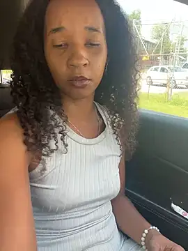 [29 Jul 13:38] Public Show - video by DominaLunaLusty cam model