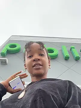 [6 Aug 08:57] Public Show - video by DominaLunaLusty cam model