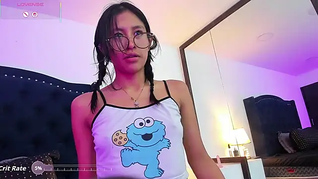 Let me suck your cock - video by nayara_macherano cam model