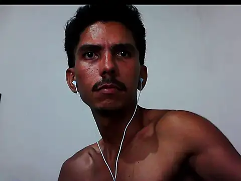 [26 Apr 23:56] Private Show - Video von MagrinhoSaradoo Cam-Model