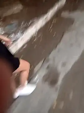 tahoefreak suck dick in street - video by the_queen_of_street cam model