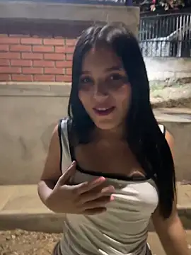 fuck pussy in street - video by the_queen_of_street cam model