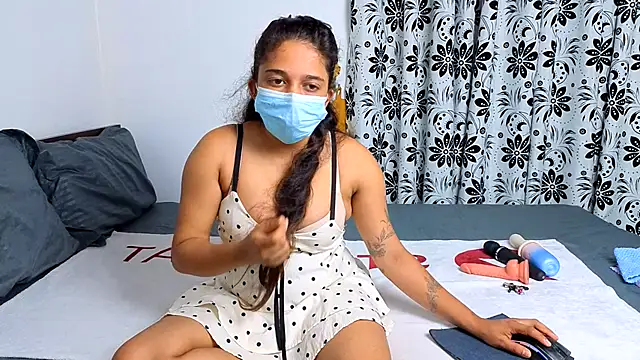 full face open pussy show,fingering,blow job,doggy style - clip cu Tatoo_girl model videochat