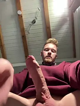 [19 May 09:21] Private Show - video by luciothegoat cam model