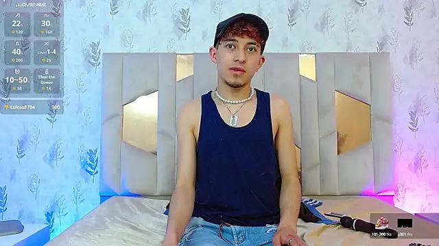 Play with me 😈😉 - vidéo du modèle de showcams Axel_tay