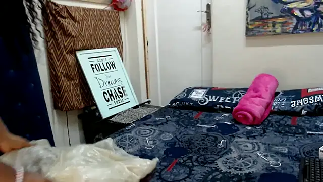 [22 Mar 15:35] Private Show - video by PEBBLES365 cam model