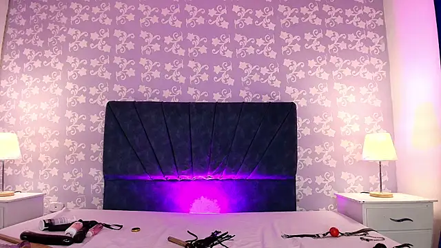 extreme sadomasochism + vaginal opening